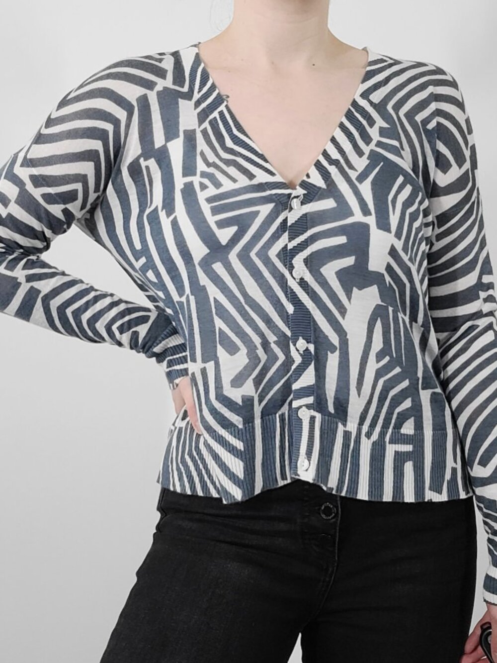LOFT Patterned Top - Picture 10 of 10